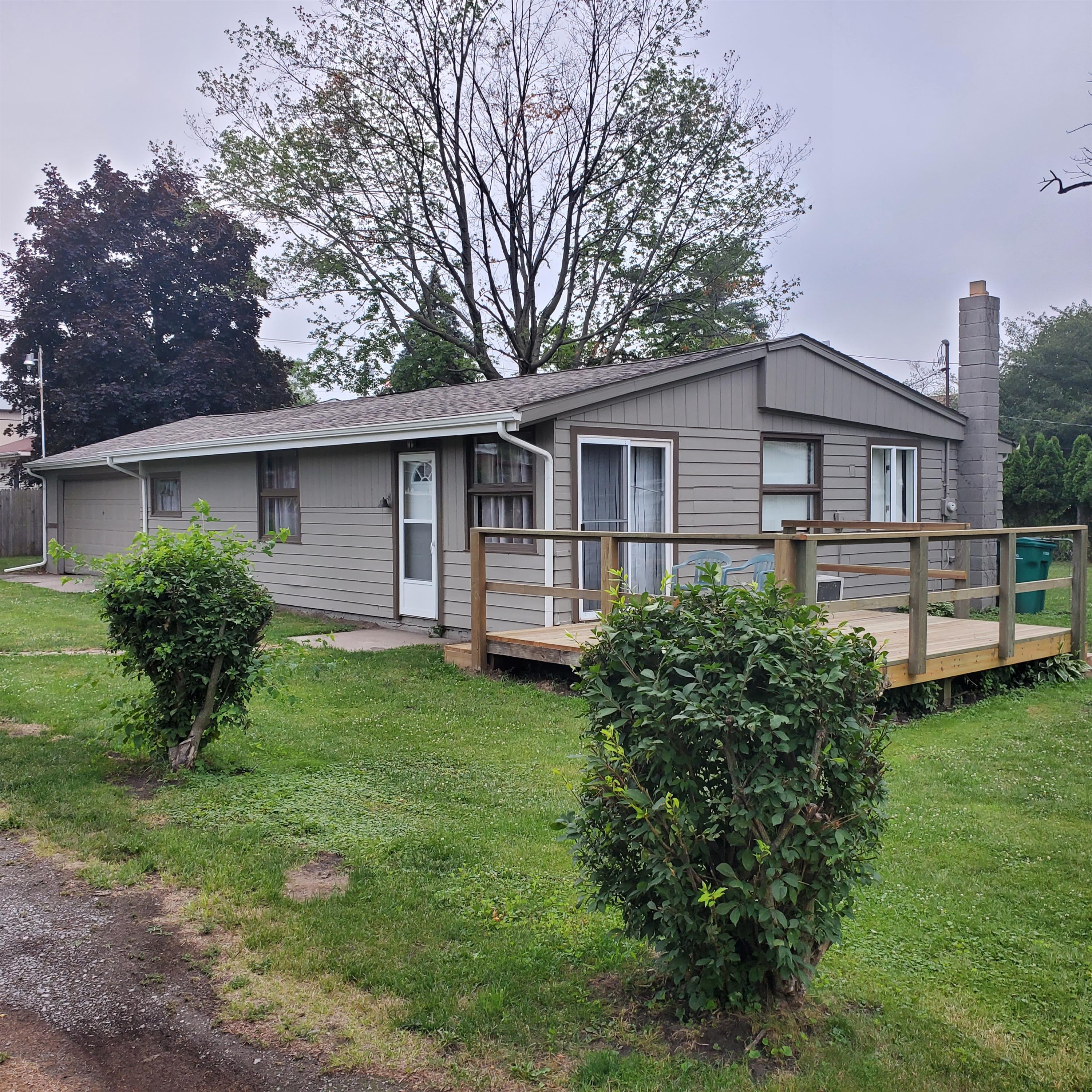 4136 West Ridge Road